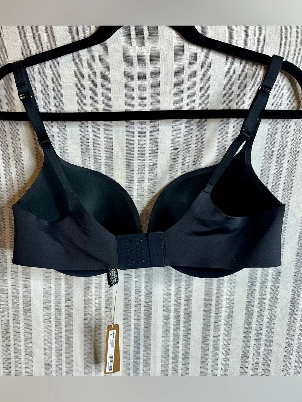 NWT Skims Ultimate Collection push-up plunge bra in Onyx black, size 36D - Picture 2 of 8